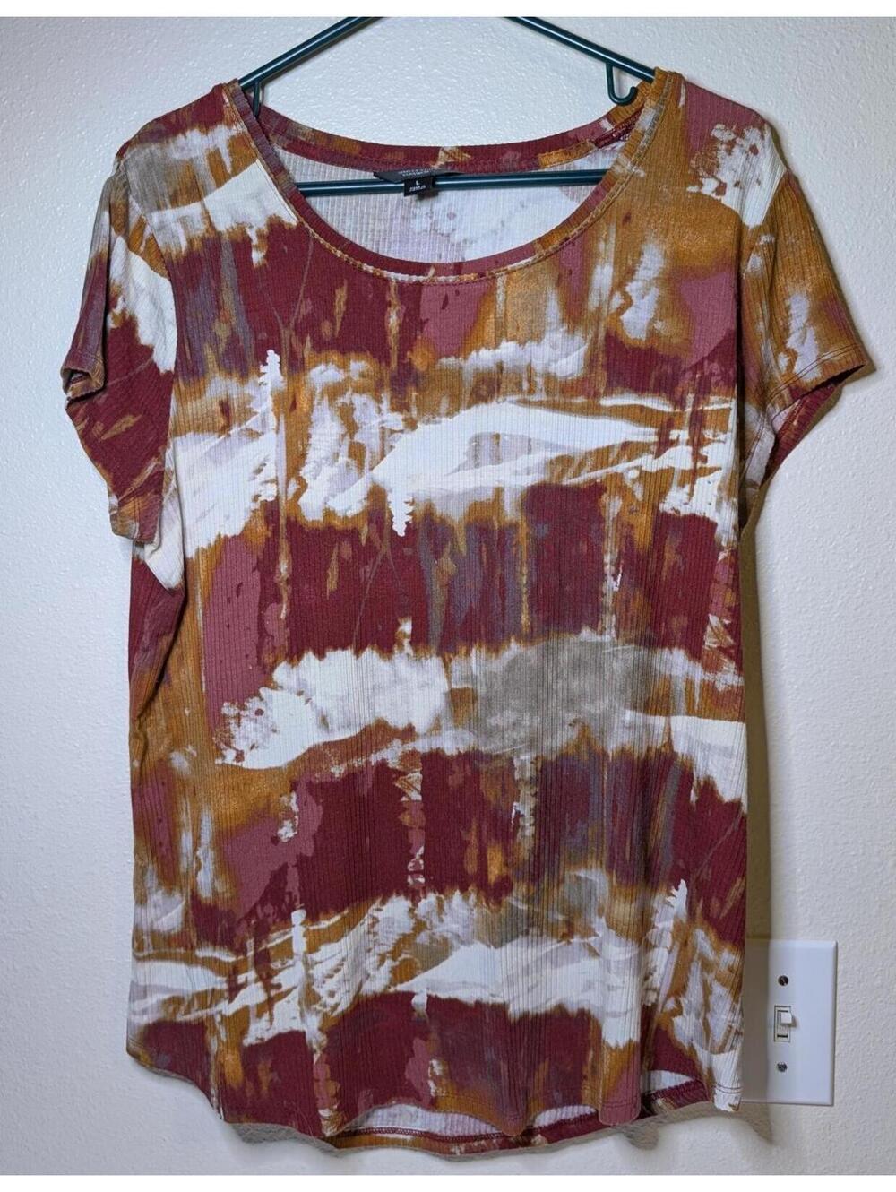 Simply Vera Vera Wang Women's Red/Orange Abstract Top - Size L